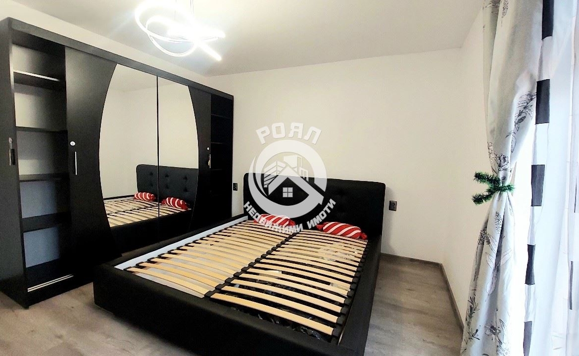 Роял Имоти продава самостоятелна къща в с.Цалапица - 0