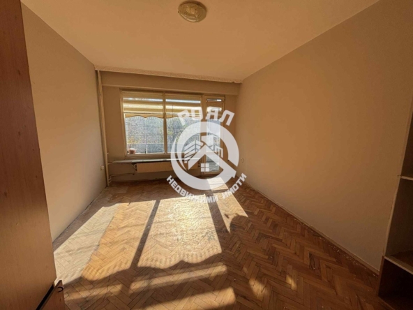 Роял Имоти отдава под наем апартамент с три отделни стаи в кв. Гагарин, Пловдив - 0