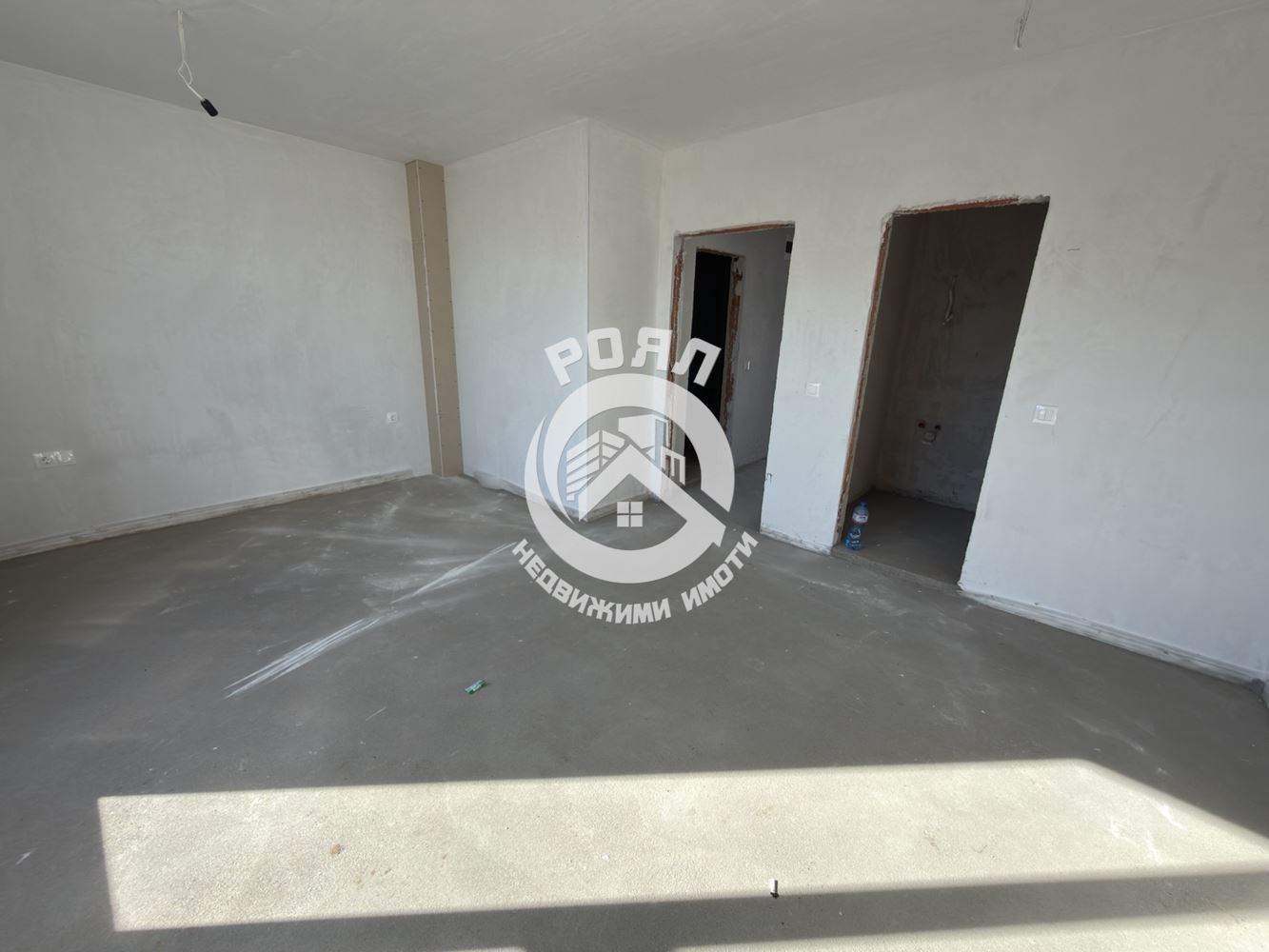 Роял Имоти продава двуетажна къща пред Акт 16 в с. Първенец - 0