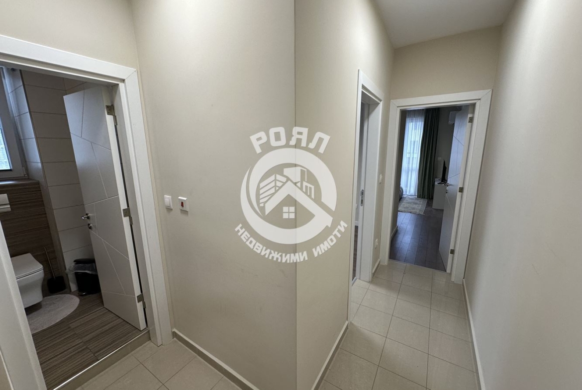 Роял Имоти продава Ексклузивно луксозен, тристаен апартамент в Томов плаза, Тракия, Пловдив - 0