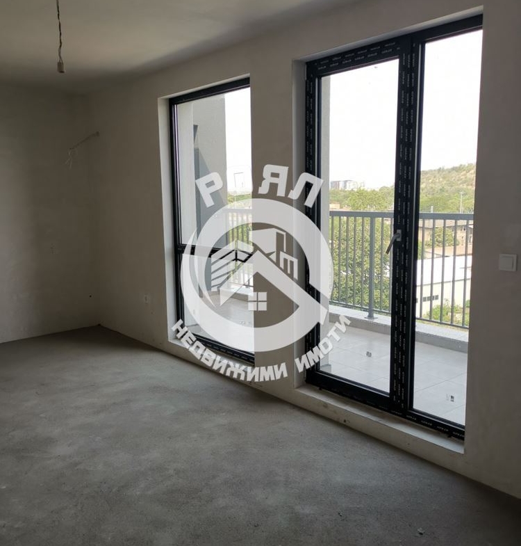 Роял имоти продава Ексклузивно многостаен апартамент, с акт 16, Кючук париж, Пловдив - 0