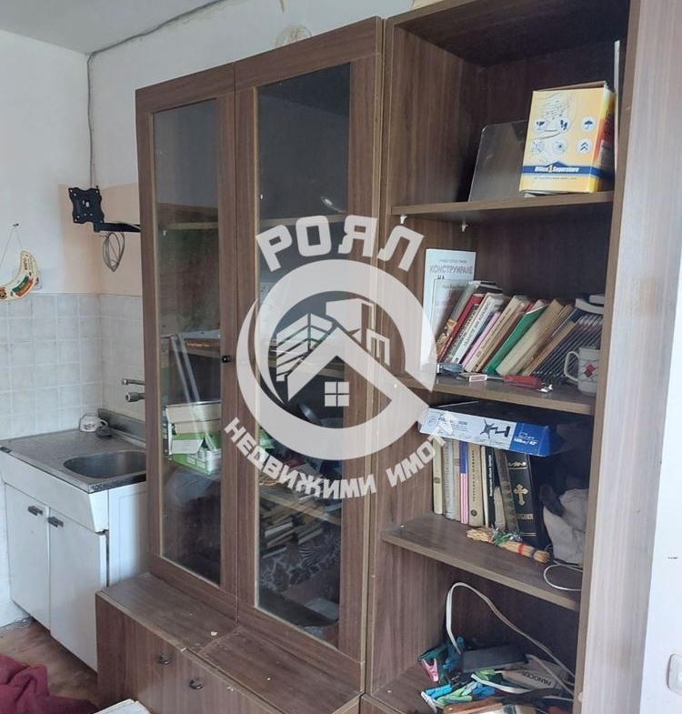 Роял Имоти продава едноетажна къща в с.Труд, обл. Пловдив - 0