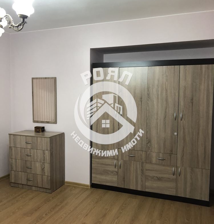 Роял имоти продава тристаен апартамент в гр.Първомай - 0