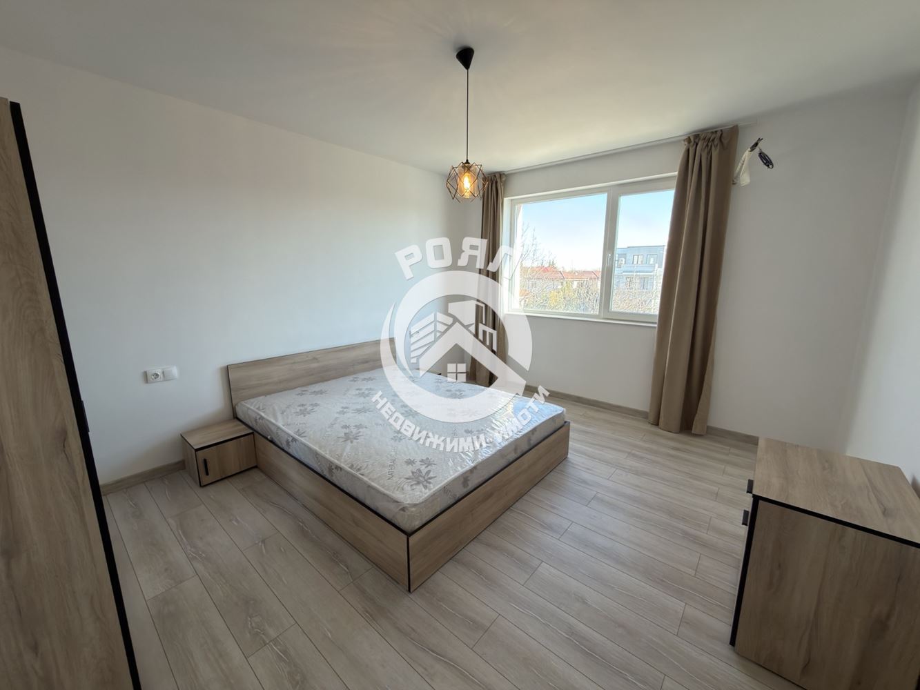 Роял Имоти отдава под наем тристаен апартамент в кв.Беломорски, Пловдив - 0