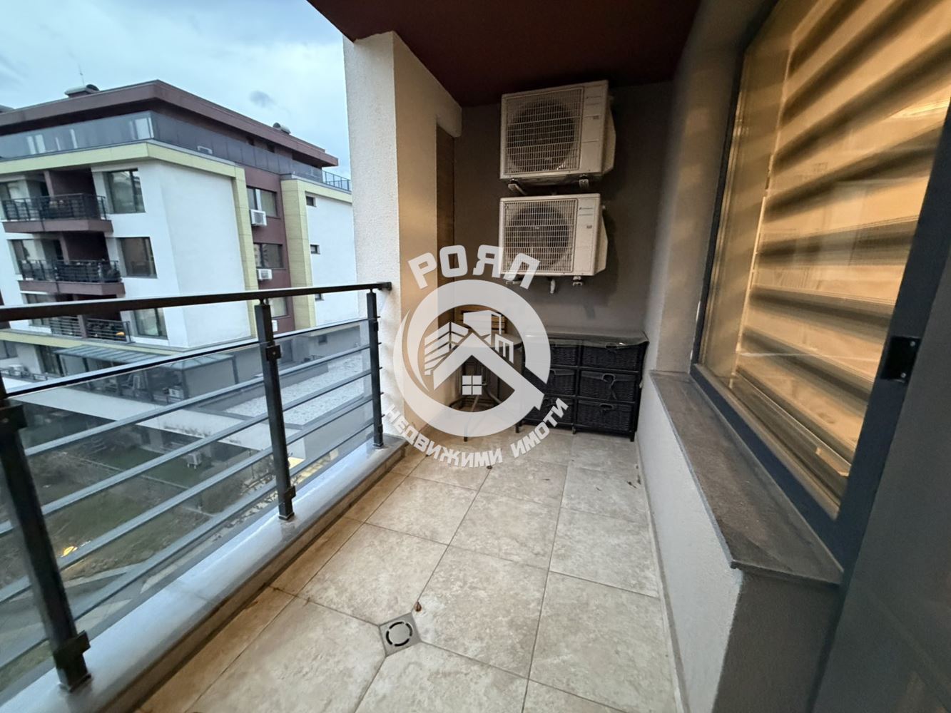 Роял имоти отдава под наем двустаен апартамент с подземно паркомясто, Христо Смирненски, Пловдив - 0