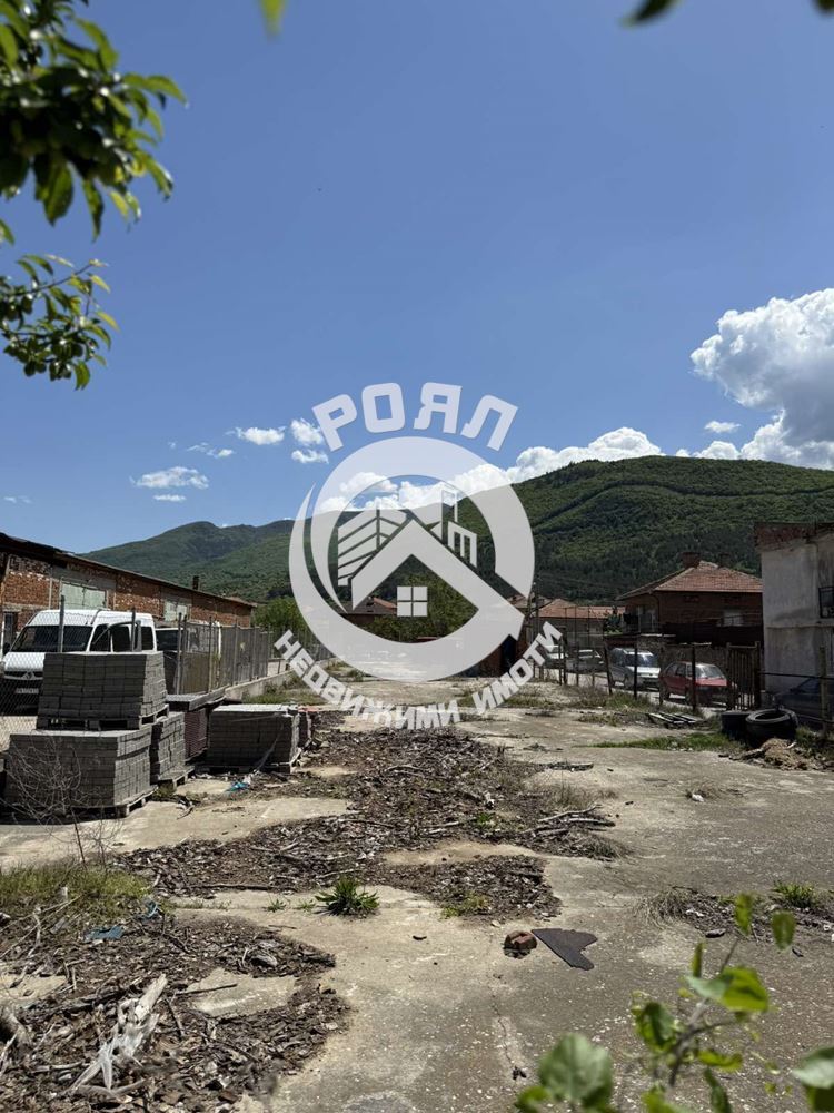 Роял Имоти продава Ексклузивно парцел за жилищно строителство в гр. Кричим - 0