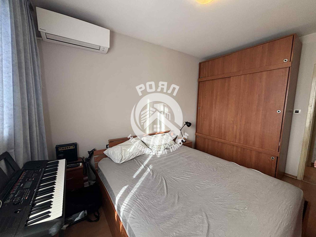 Роял Имота предлага ЕКСКЛУЗИВНО за продажба просторен двустаен апартамент в Кючук Париж, Пловдив - 0