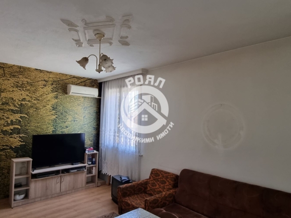 Роял имоти продава етаж от къща в квартал Изгрев, до 6-то РПУ Пловдив - 0