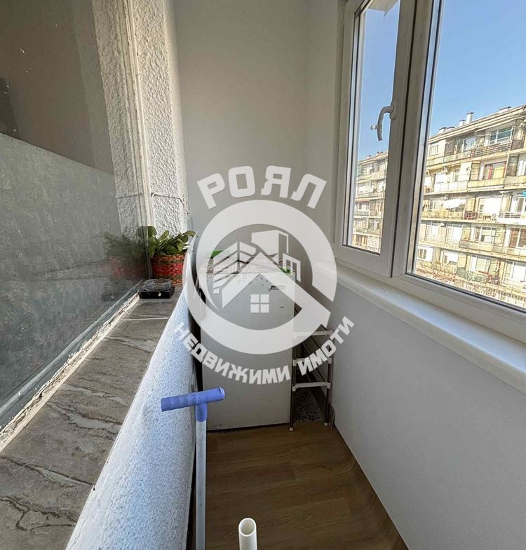 Роял Имоти отдава под наем апартамент с три отделни стаи в кв. Гагарин, Пловдив - 0