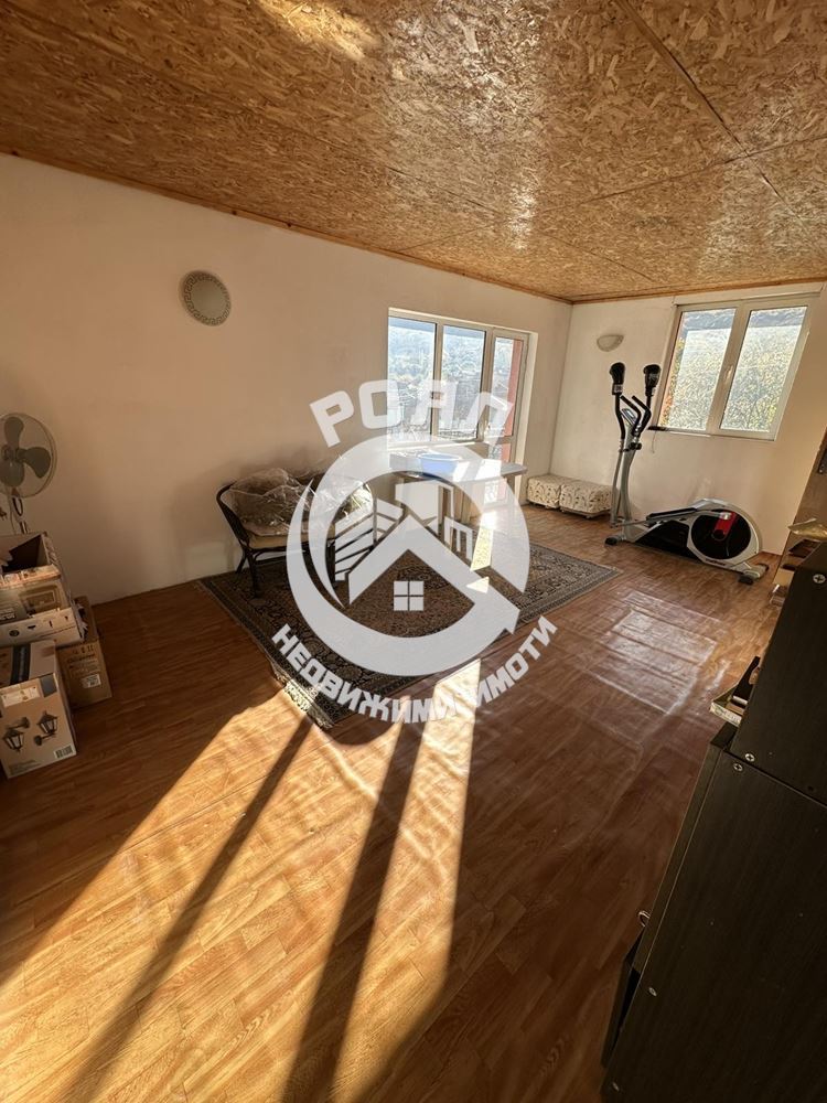 Роял имоти продава триетажна къща , гр.Куклен, обл.Пловдив - 0