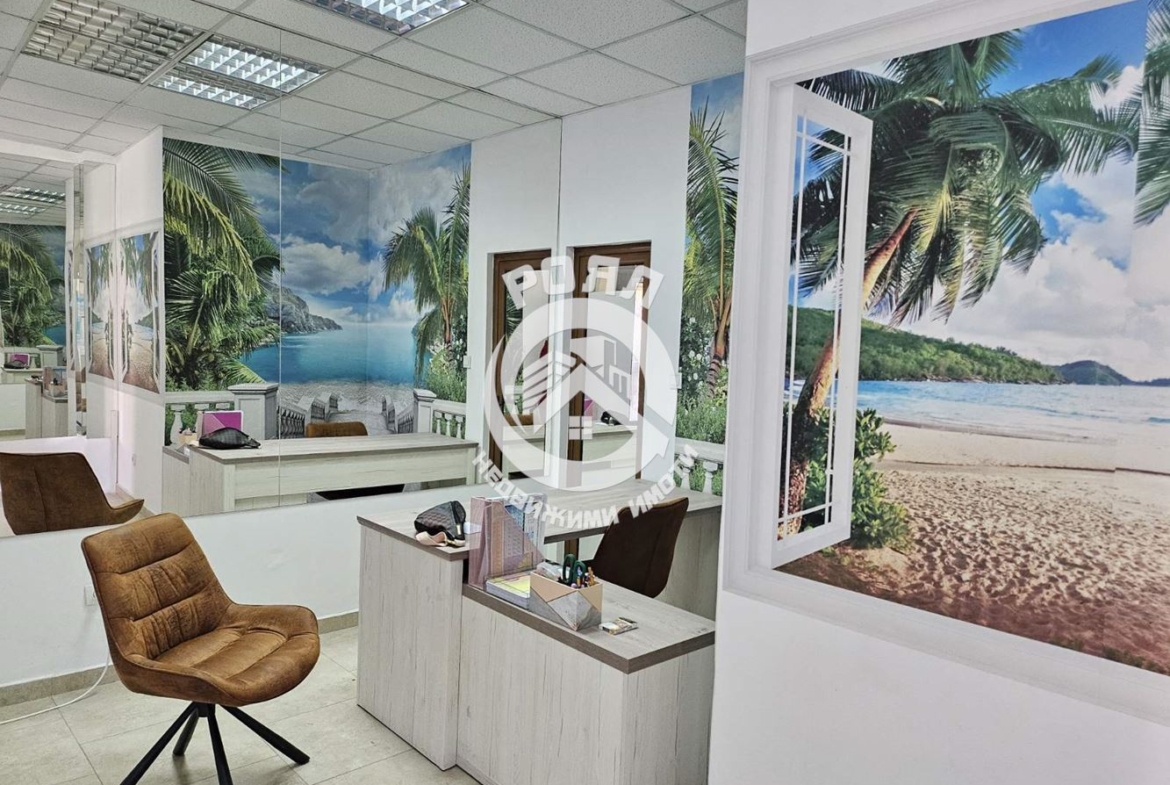 Роял имоти отдава под наем търговско помещение, Южен, Пловдив - 0