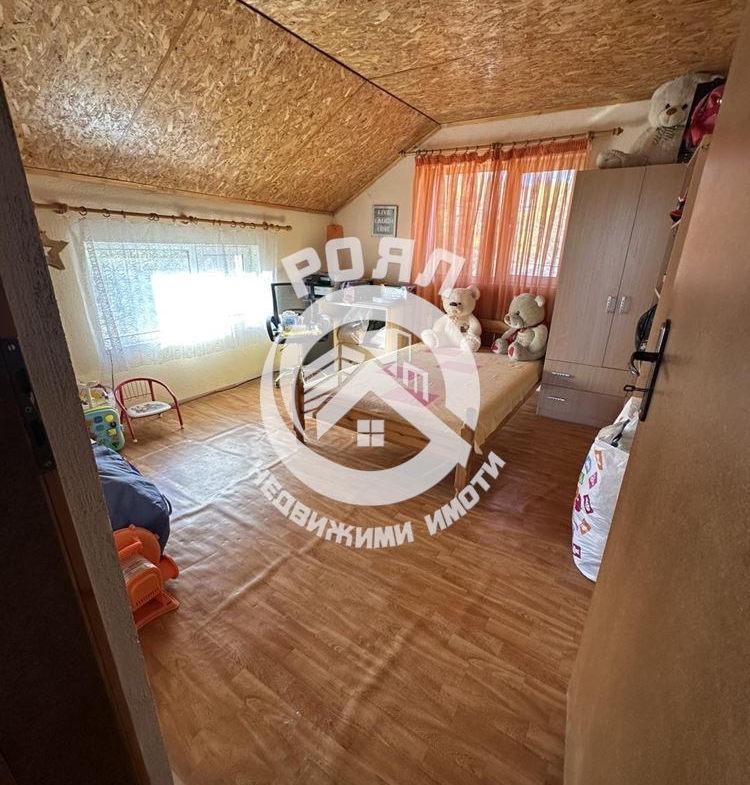 Роял имоти продава триетажна къща , гр.Куклен, обл.Пловдив - 0