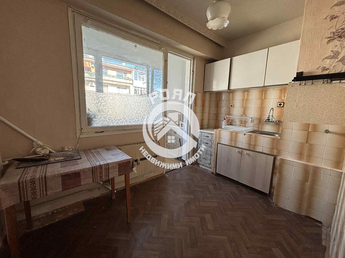 Роял Имоти отдава под наем апартамент с три отделни стаи в кв. Гагарин, Пловдив - 0