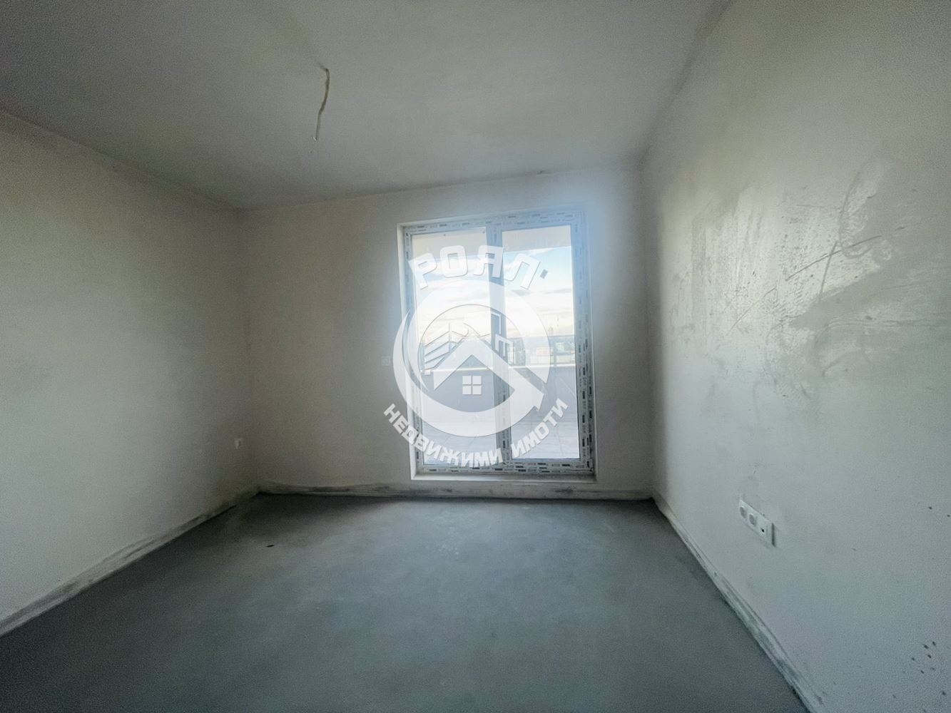 Роял имоти продава 3-стаен апартамент,гр Пловдив,кв Тракия - 0