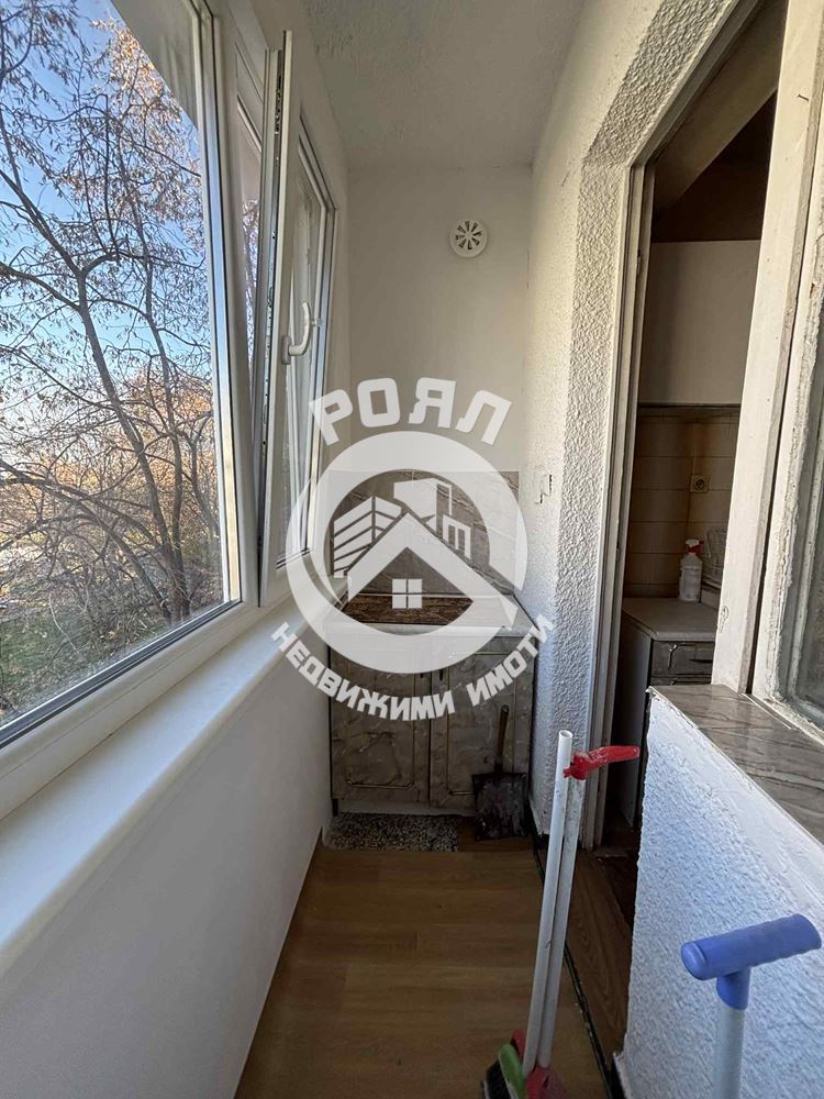 Роял Имоти отдава под наем апартамент с три отделни стаи в кв. Гагарин, Пловдив - 0