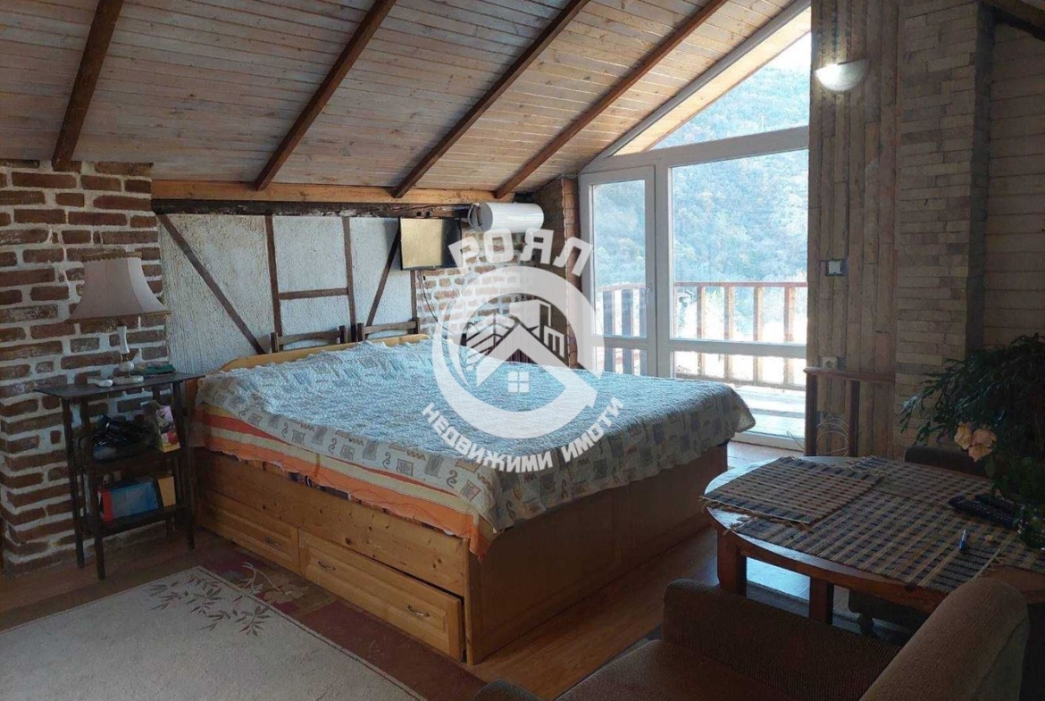 Роял имоти продава къща в с. Бачково - 0