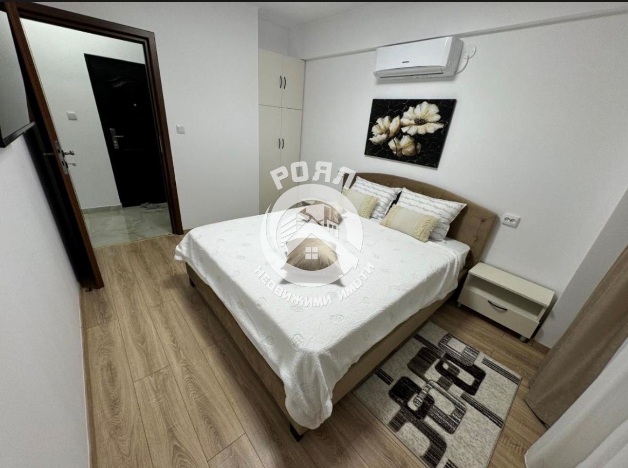 Роял Имоти продава тристаен обзаведен в гр. Първомай - 0