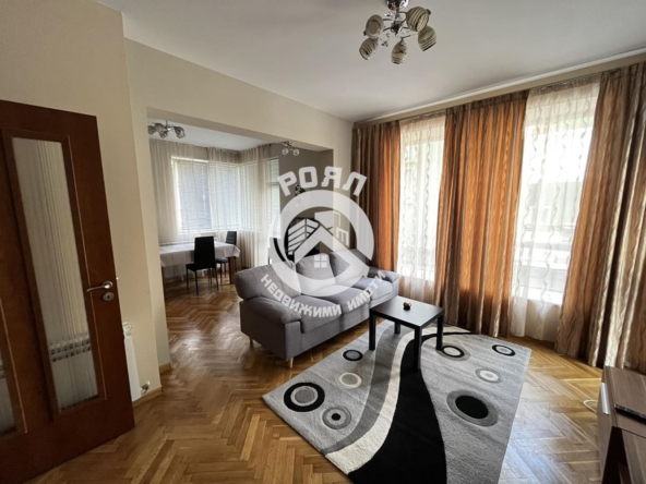 Роял имоти отдава под наем тристаен апартамент, Център, Пловдив - 0