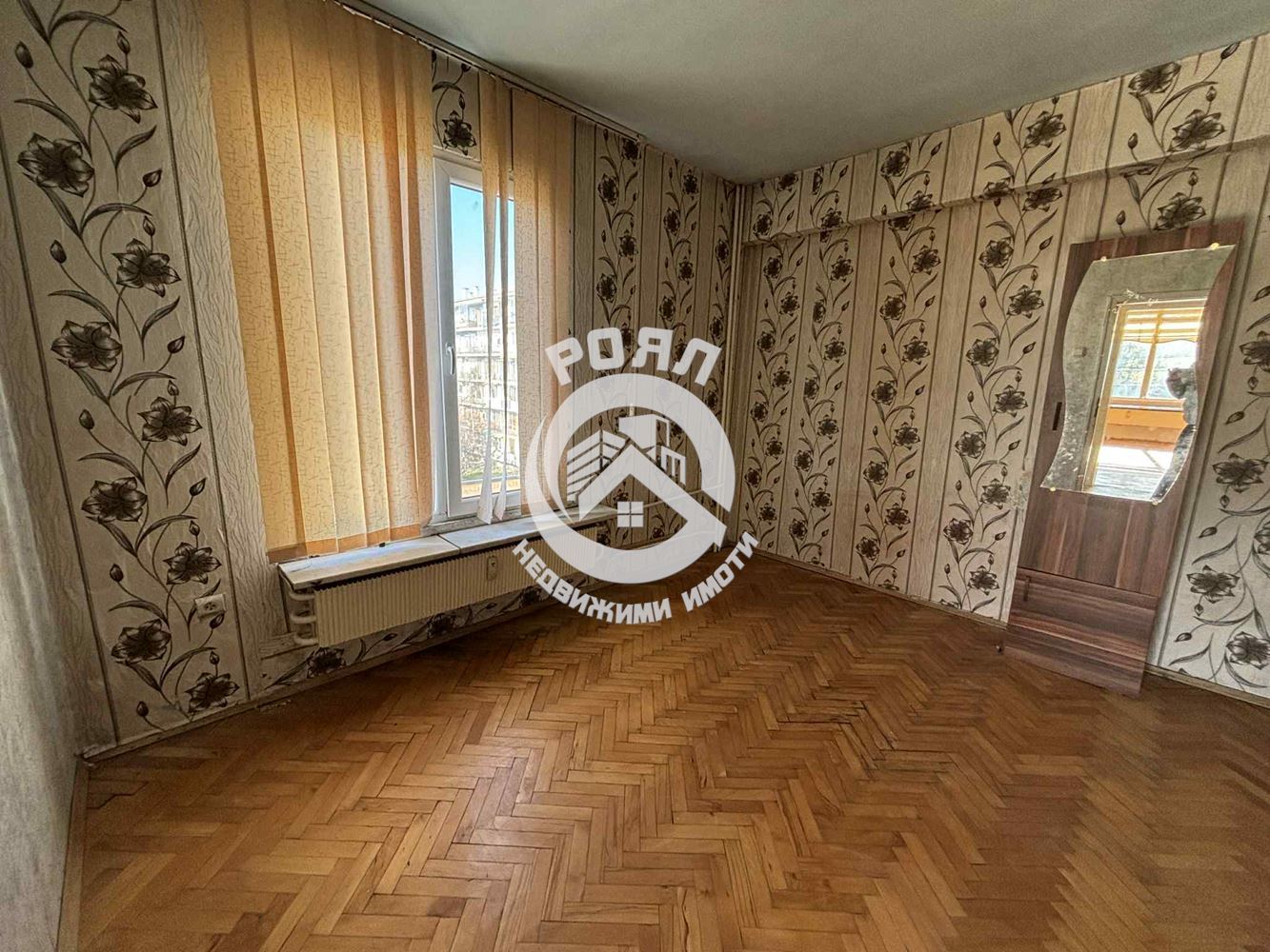 Роял Имоти отдава под наем апартамент с три отделни стаи в кв. Гагарин, Пловдив - 0