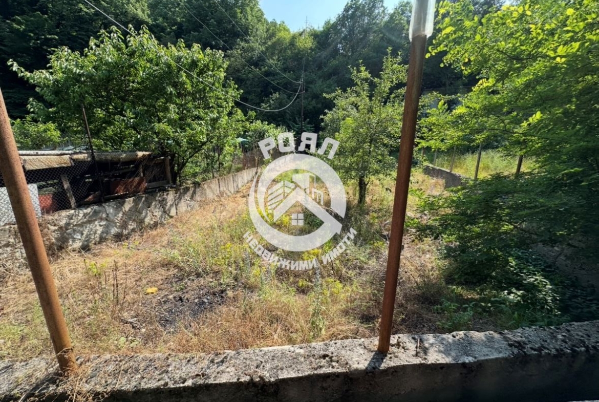 Роял Имоти продава парцел в село Бачково, местност Мътеница - 0