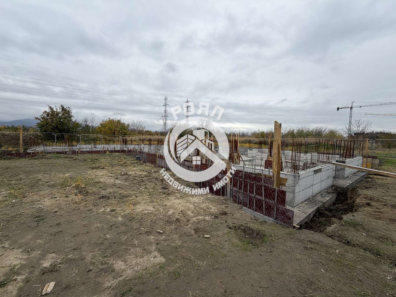 Роял Имоти продава Ексклузивно двустаен апартамент в Беломорски, Пловдив - 0