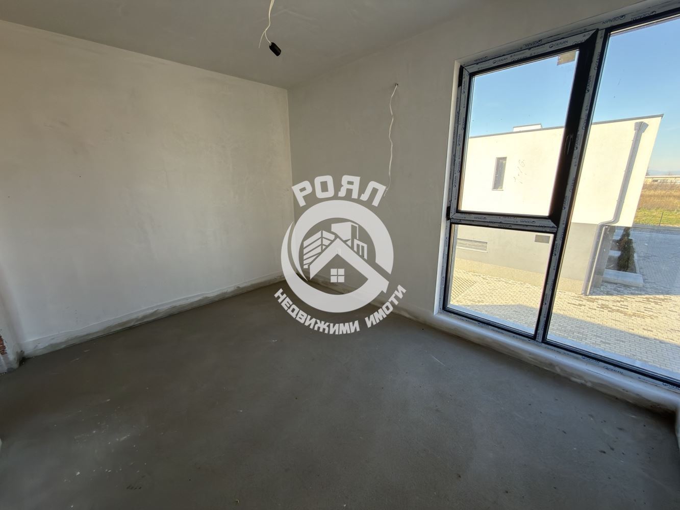 Роял Имоти продава двуетажна къща пред Акт 16 в с. Първенец - 0