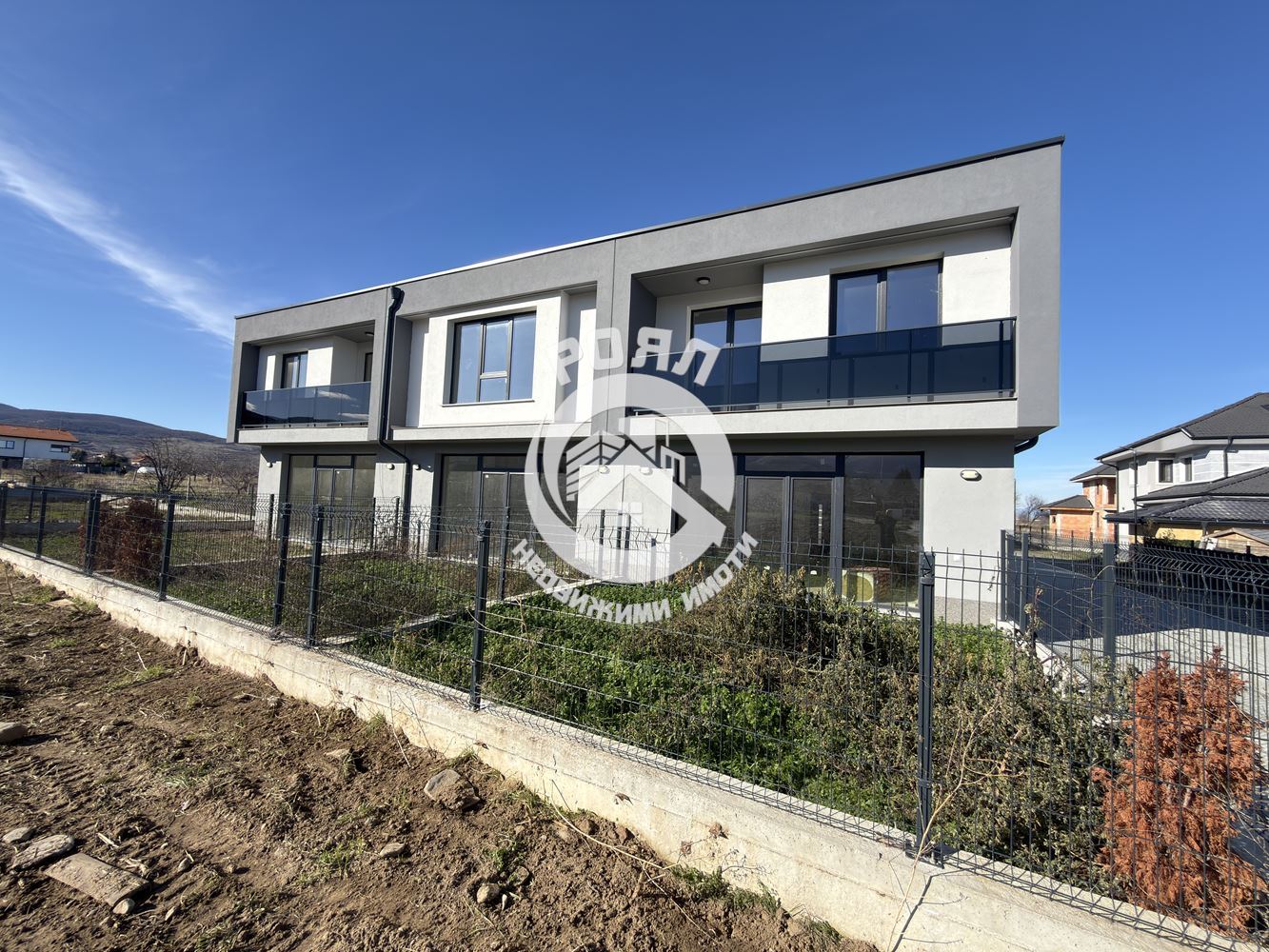 Роял Имоти продава двуетажна къща пред Акт 16 в с. Първенец - 0