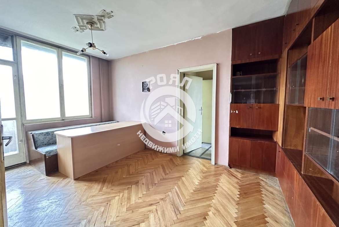 Роял имоти продава многостаен апартамент , Кючук Париж, Пловдив - 0