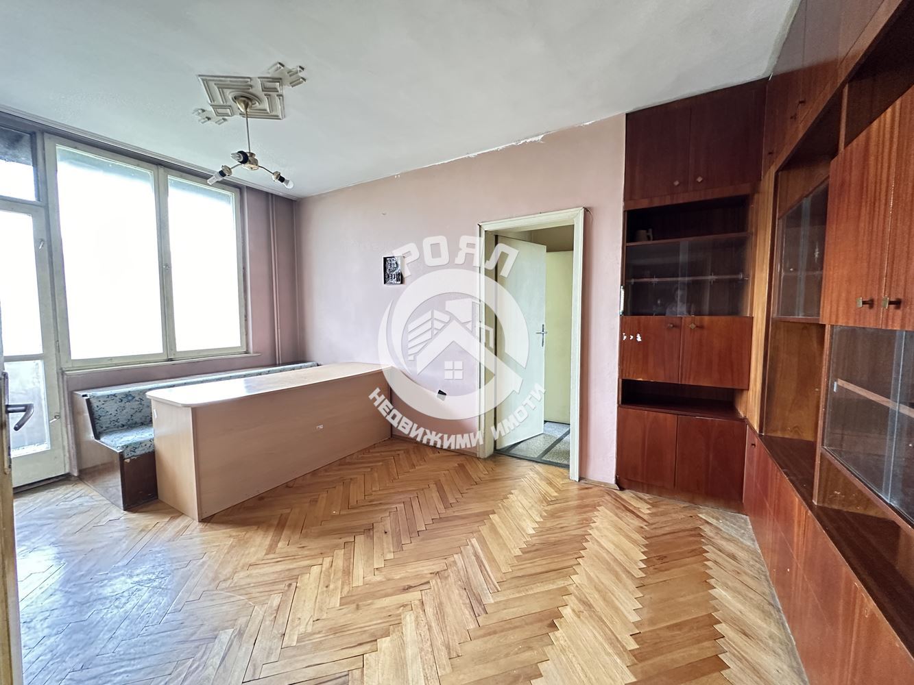 Роял имоти продава многостаен апартамент , Кючук Париж, Пловдив - 0