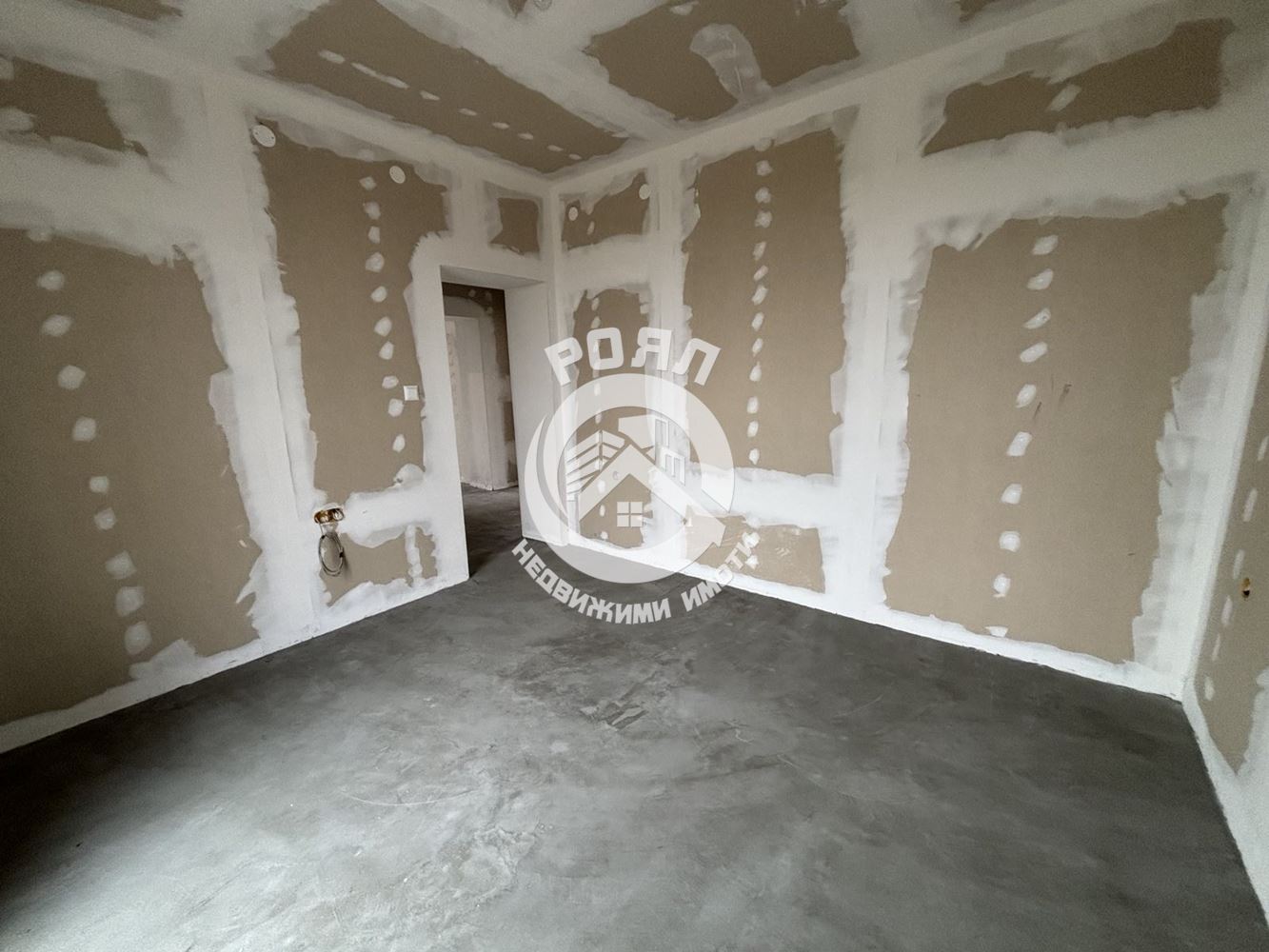 Роял Имоти продава къща в с.Манолско Конаре, област Пловдив - 0