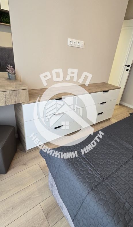 Роял имоти продава двустаен, обзаведен апартамент в Остромила, Пловдив - 0