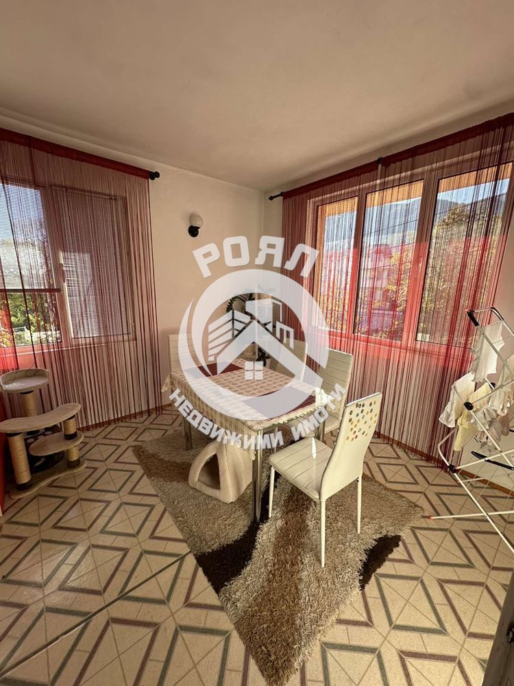 Роял имоти продава триетажна къща , гр.Куклен, обл.Пловдив - 0