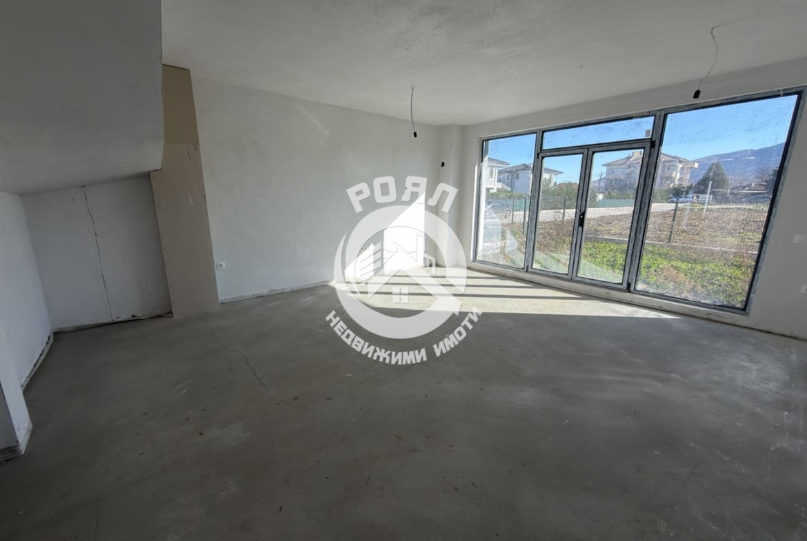 Роял Имоти продава двуетажна къща пред Акт 16 в с. Първенец - 0