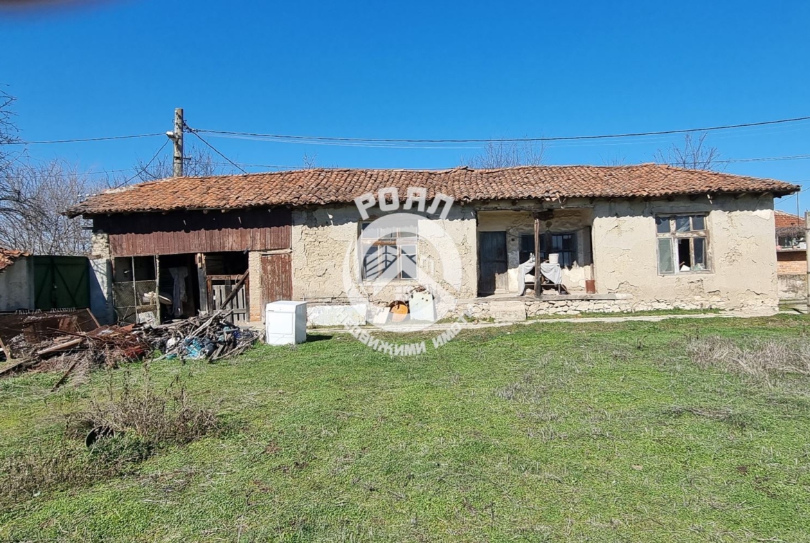 Роял Имоти продава парцел в с.Стряма,обл.Пловдив - 0