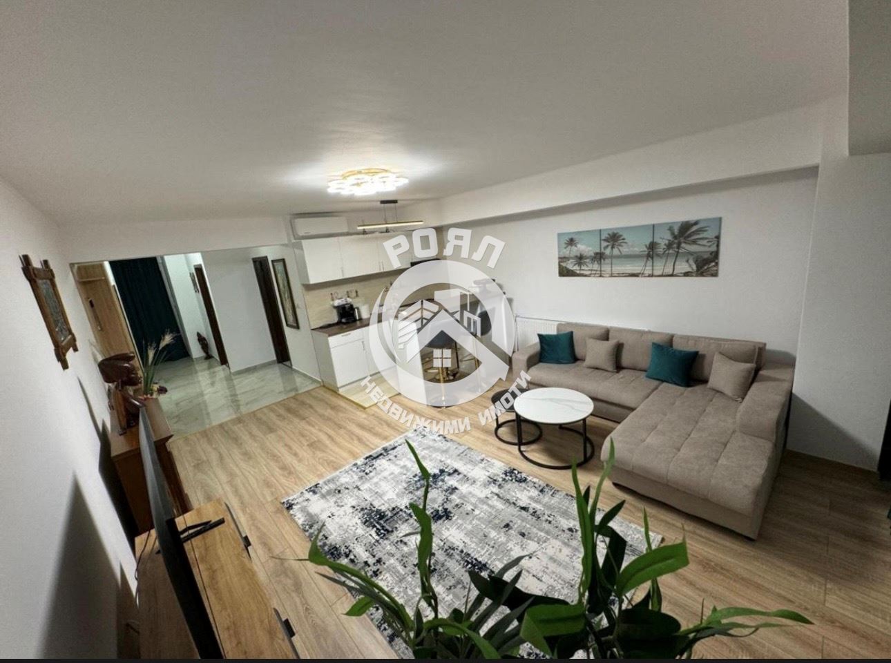 Роял Имоти продава тристаен обзаведен в гр. Първомай - 0