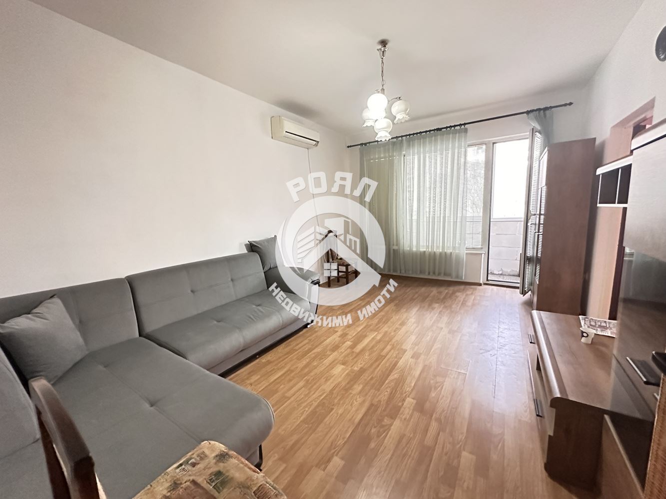 Роял Имоти продава тристаен апартамент, Център, Пловдив - 0