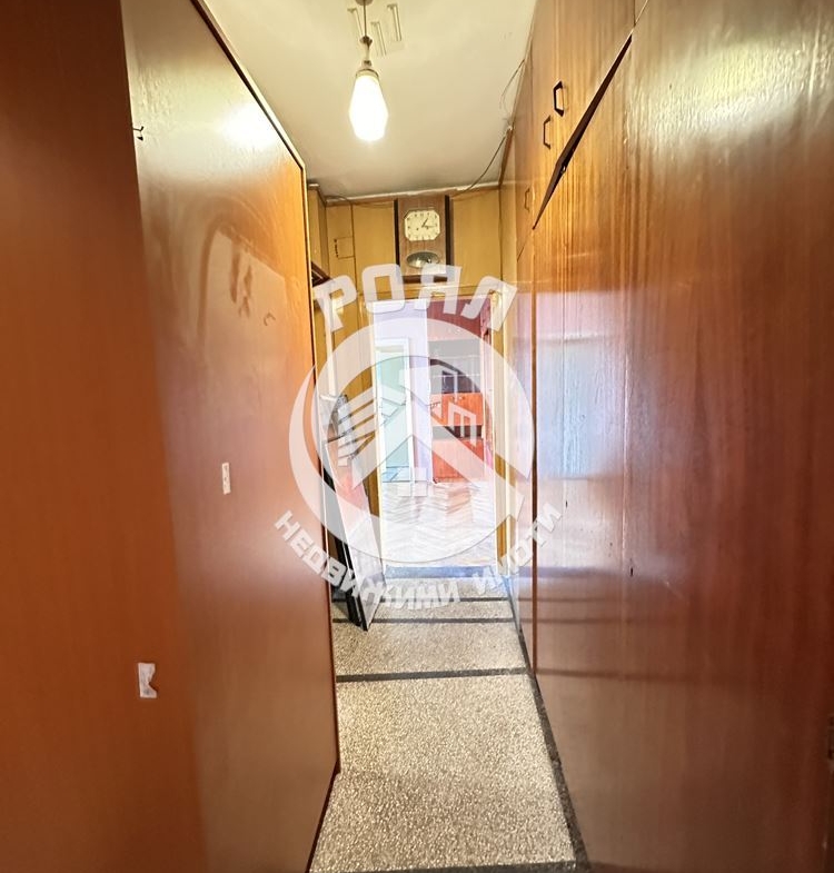 Роял имоти продава многостаен апартамент , Кючук Париж, Пловдив - 0