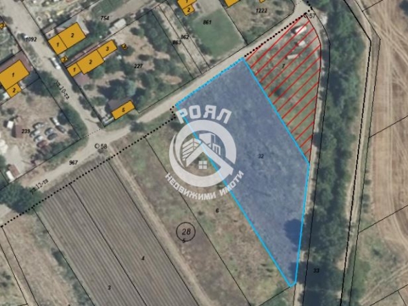 Роял Имоти продава парцел в с.Бенковски - 0