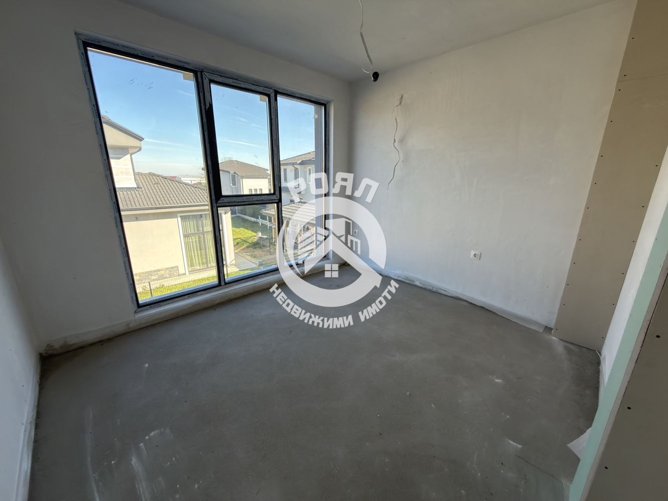 Роял Имоти продава двуетажна къща пред Акт 16 в с. Първенец - 0