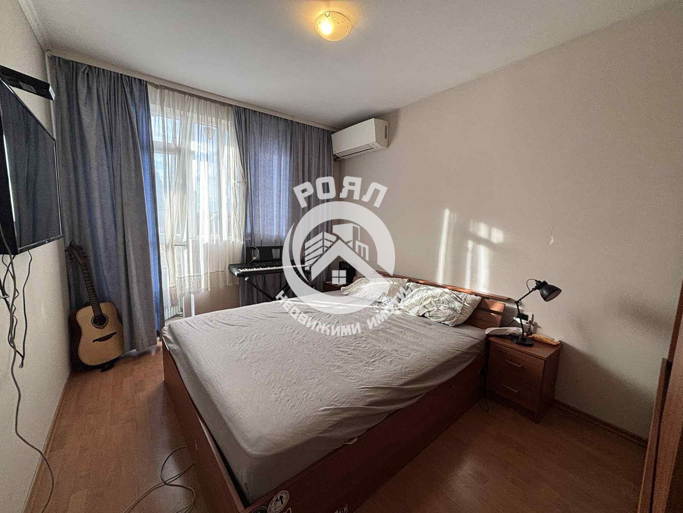 Роял Имота предлага ЕКСКЛУЗИВНО за продажба просторен двустаен апартамент в Кючук Париж, Пловдив - 0