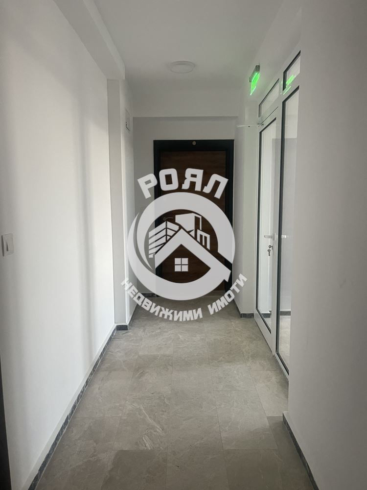 Роял имоти продава 3-стаен апартамент,гр Пловдив,кв Тракия - 0