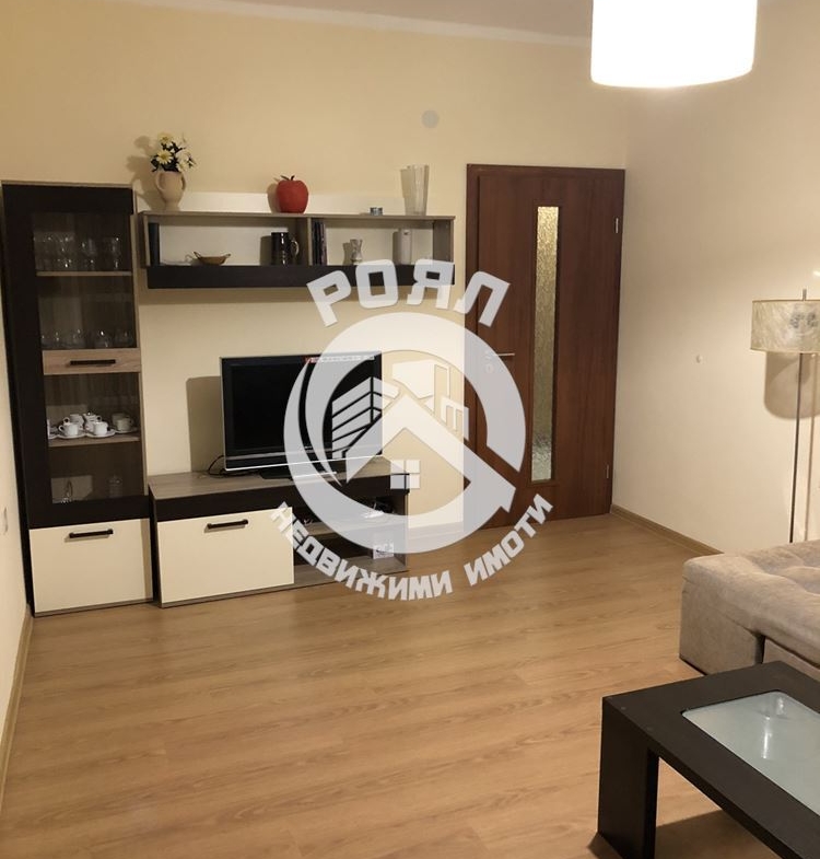 Роял имоти продава тристаен апартамент в гр.Първомай - 0