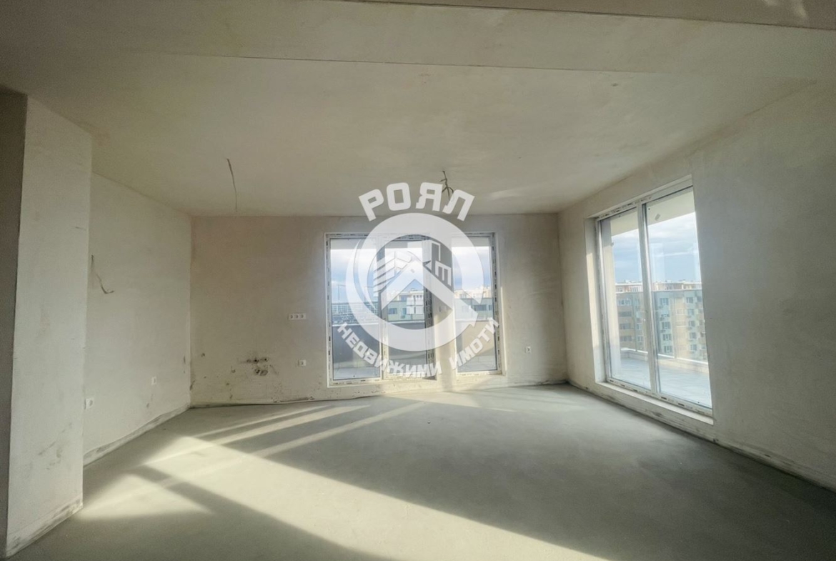 Роял имоти продава 3-стаен апартамент,гр Пловдив,кв Тракия - 0