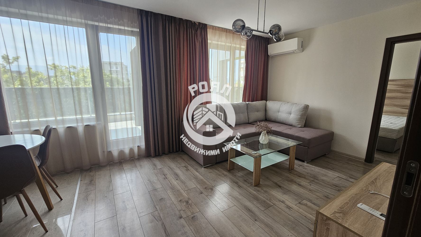 Роял имоти отдава под наем двустаен апартамент в Кючук Париж, Пловдив - 0