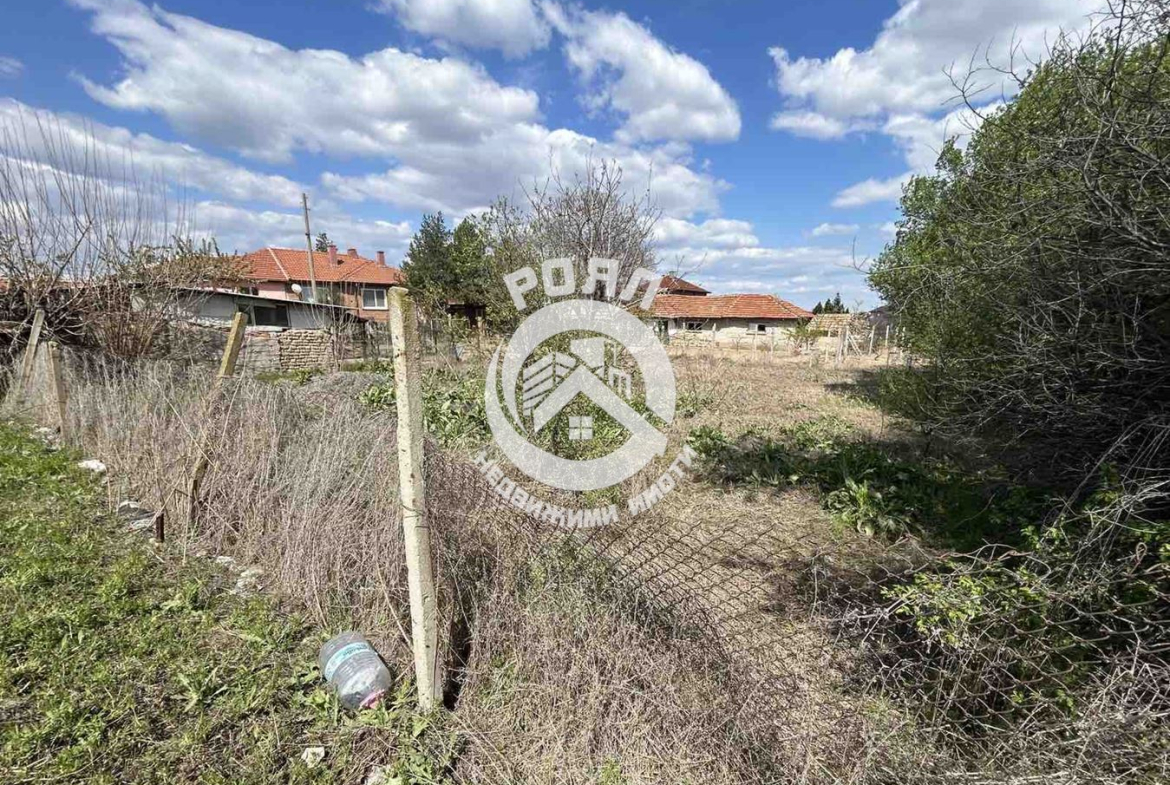 Роял Имоти продава Ексклузивно парцел в с.Костиево,обл.Пловдив - 0