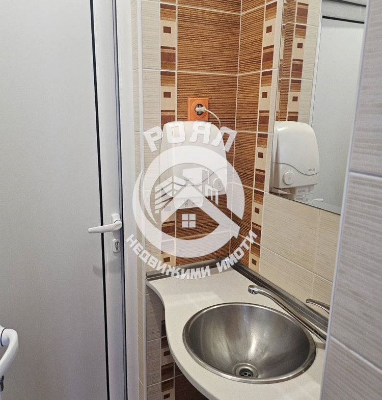 Роял имоти продава заведение, Каменица 2, Пловдив - 0