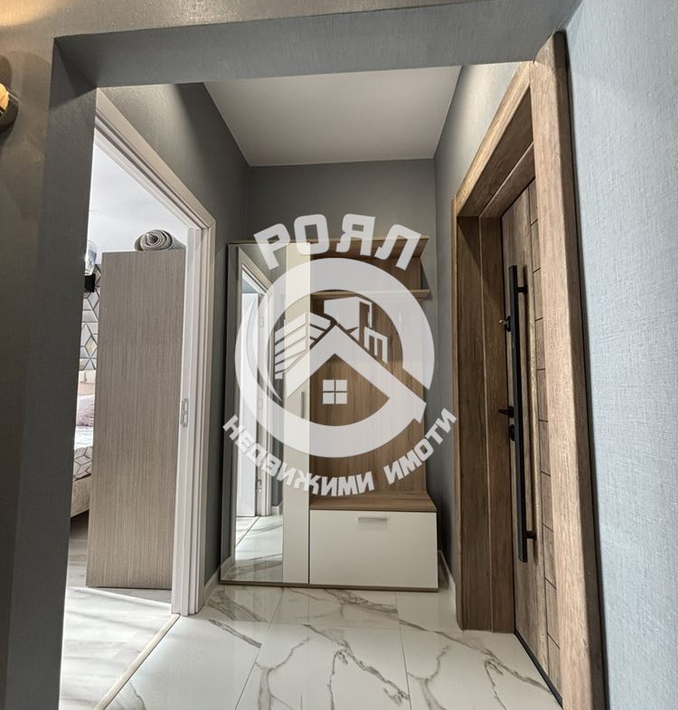 Роял имоти продава тристаен апартамент в кв.Кършияка, Пловдив - 0