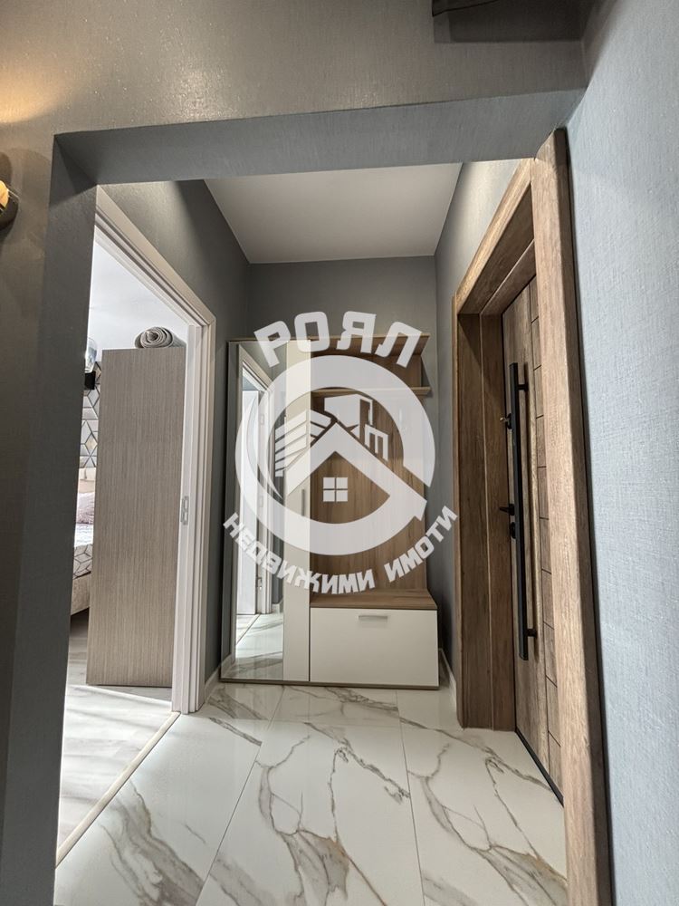 Роял имоти продава тристаен апартамент в кв.Кършияка, Пловдив - 0