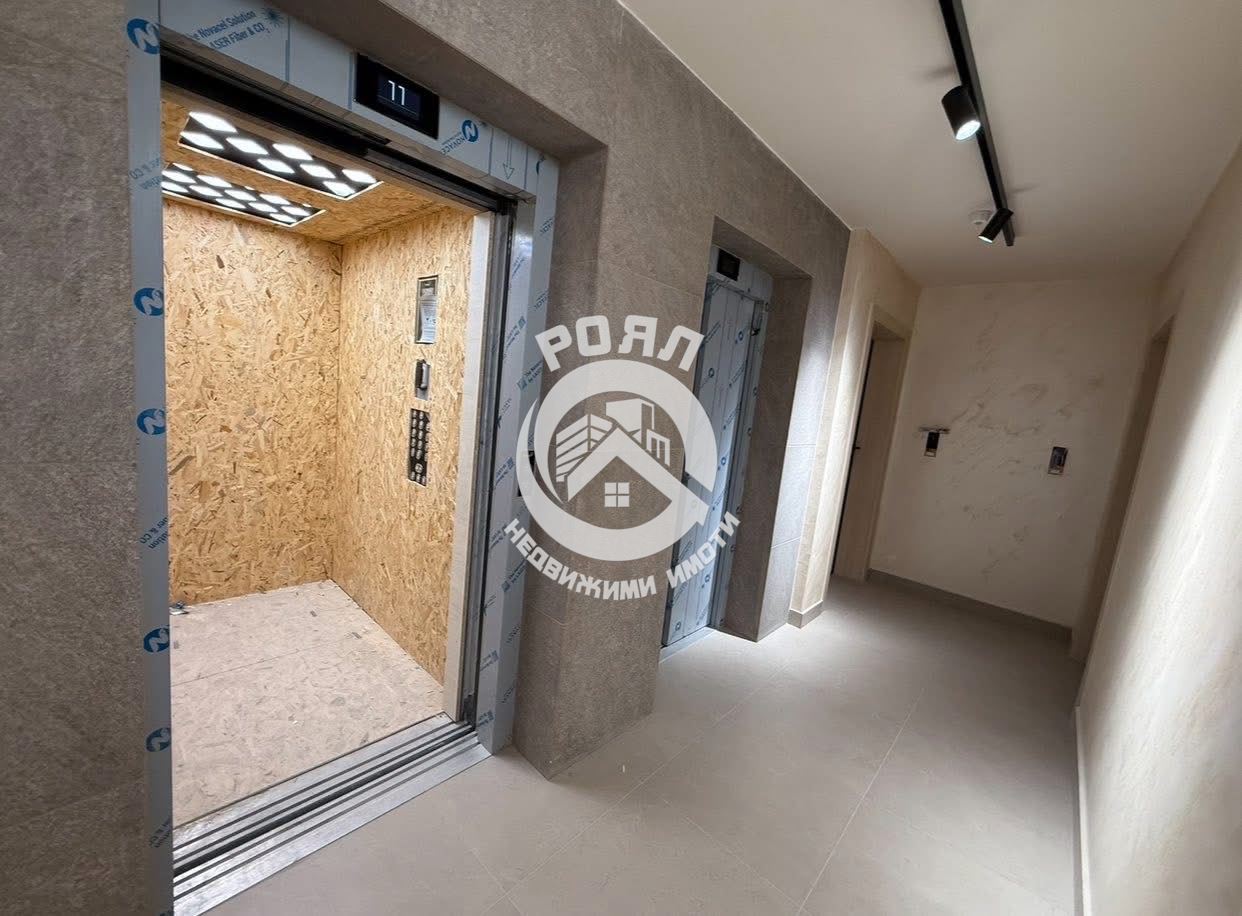 Роял имоти продава двустаен апартамент, с акт 16, комплекс от затворен тип, Тракия, Пловдив - 0