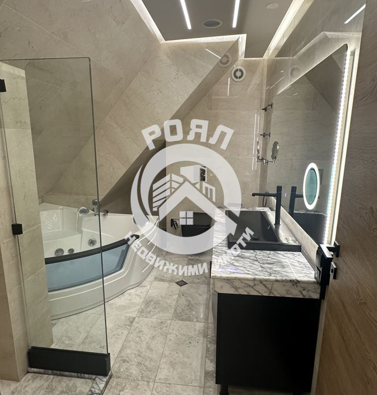 Роял имоти продава луксозен мезонет в сърцето на град Пловдив - 0